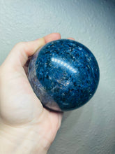 Load image into Gallery viewer, Sodalite Sphere With Feldspar Shine Stars
