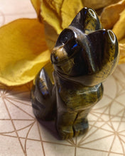 Load image into Gallery viewer, Divine Cat Tigers Eye of Ra
