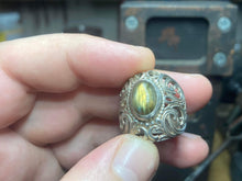 Load image into Gallery viewer, Labradorite filigree ring hand cast and set in .925
