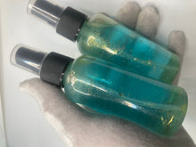Load image into Gallery viewer, CrystalOrganic Oil in mist spray 24karat bottle

