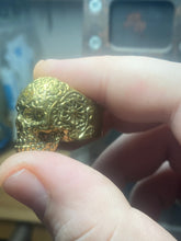 Load image into Gallery viewer, Sugar skull in Brass
